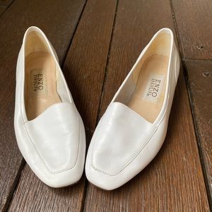 Enzo Angiolini white leather flats size 5.5